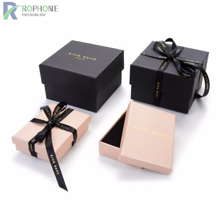 kotak hadiah